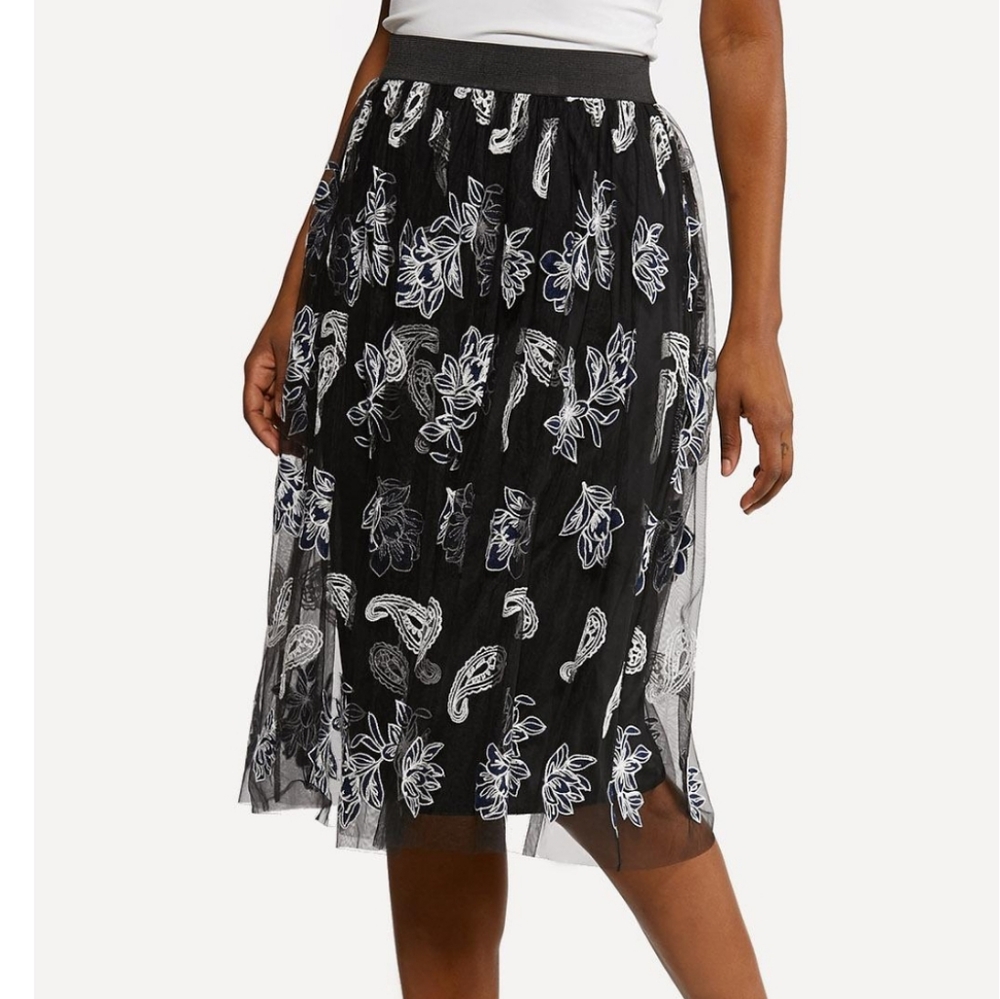 Plus size floral skirt with mesh overlay